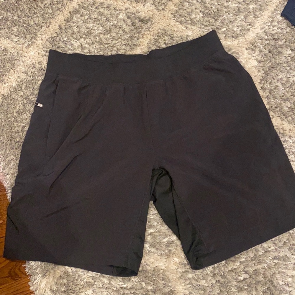 black lululemon shorts men black XL